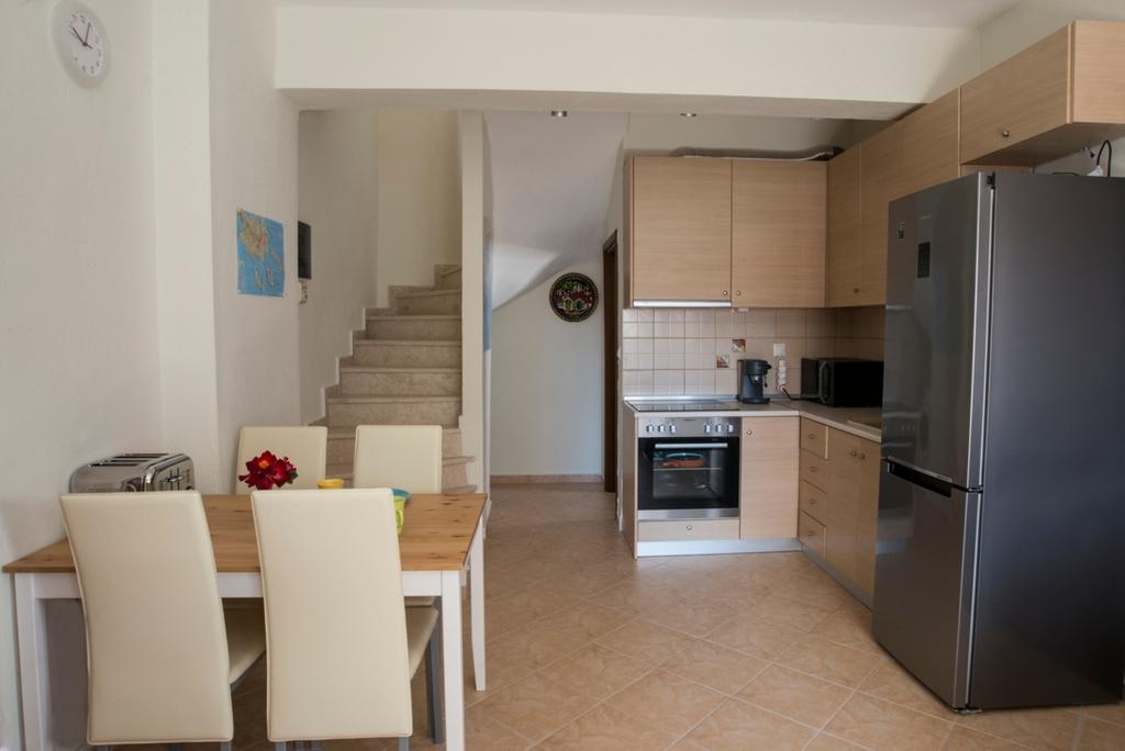 Bouganvillia Homes Nikiti  Rum bild